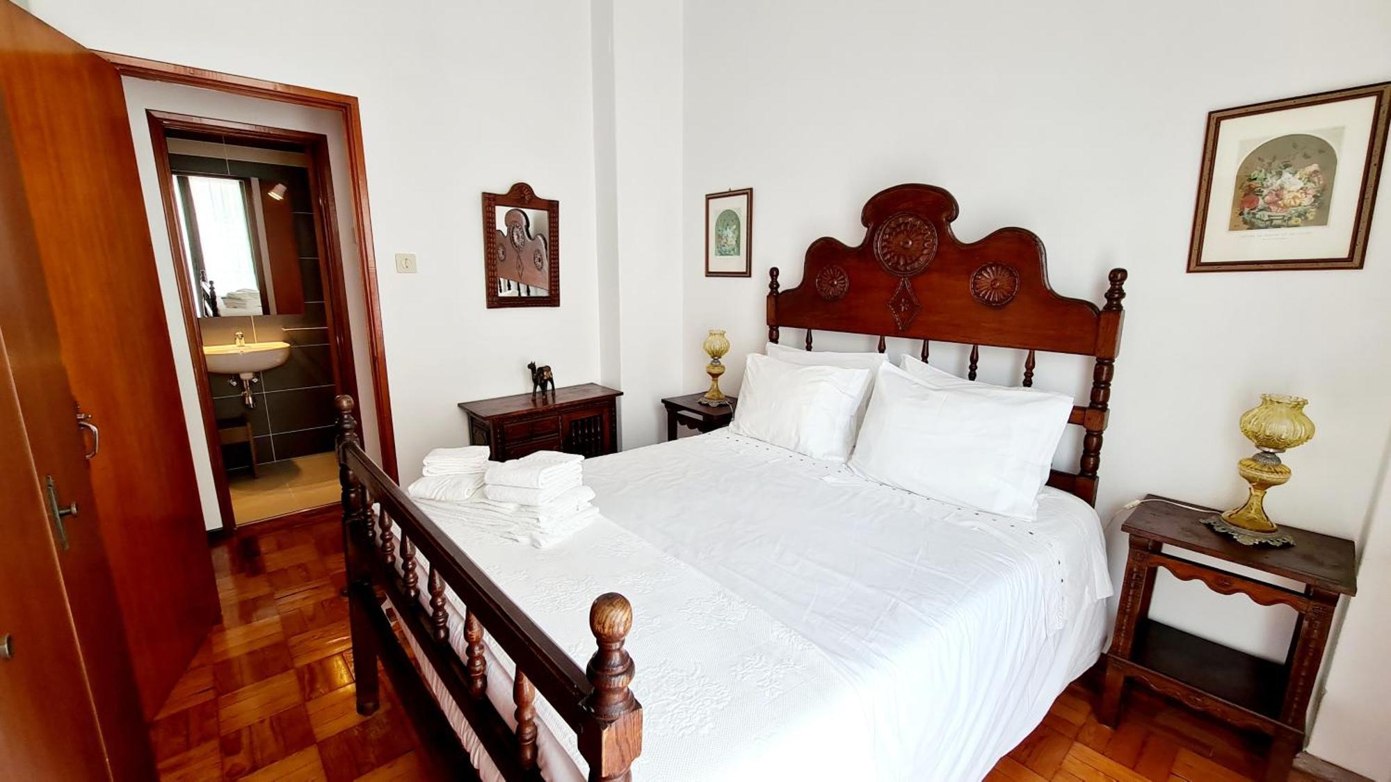 Solar Dos Carvalhos - Apartamentos De Turismo Nazaré Habitación foto
