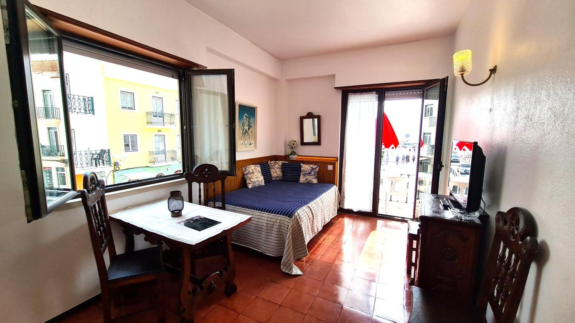 Solar Dos Carvalhos - Apartamentos De Turismo Nazaré Habitación foto
