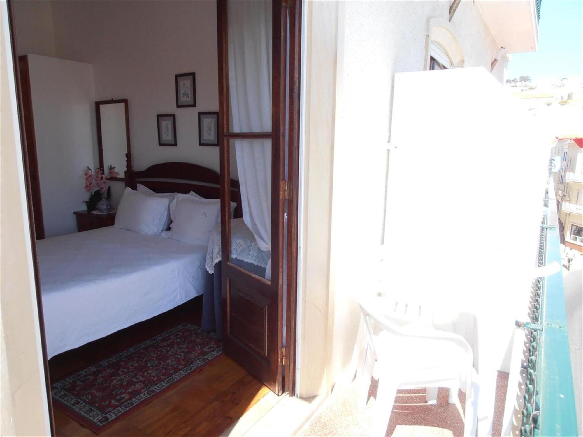 Solar Dos Carvalhos - Apartamentos De Turismo Nazaré Habitación foto