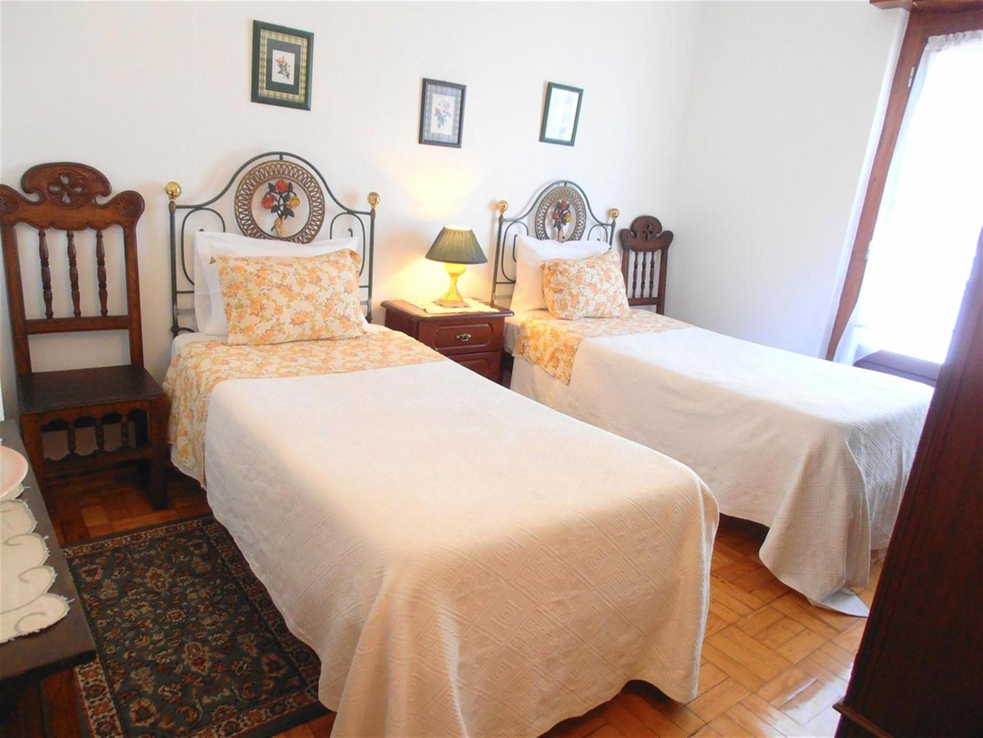 Solar Dos Carvalhos - Apartamentos De Turismo Nazaré Habitación foto